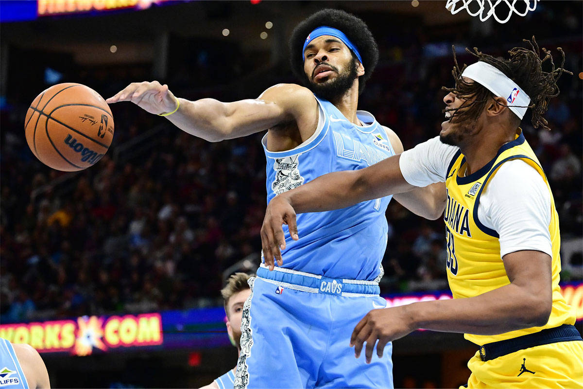 西亚卡姆复出首战，冲击季后赛状态火爆，步行者成为焦点！的简单介绍